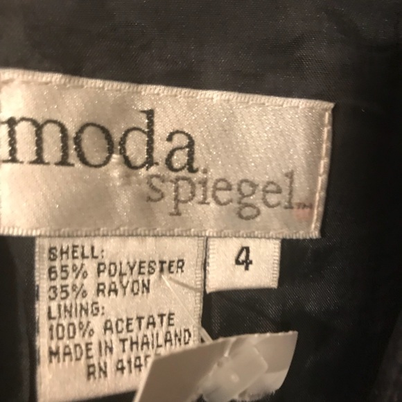 Perfect little black dress size 4 - Picture 2 of 2